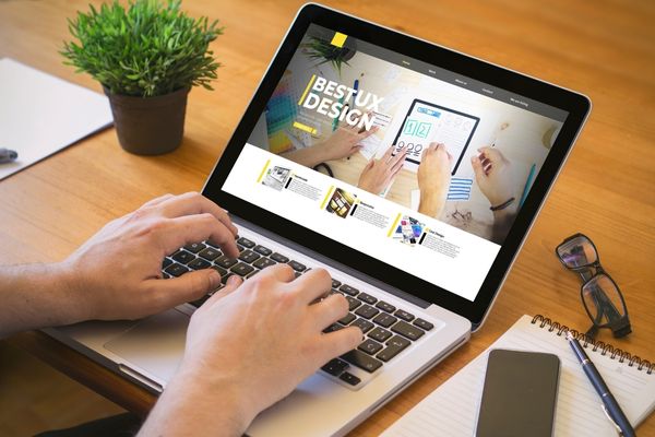 E-ticaret Sitesi Ürün Sayfası - Webturan Tasarım Projesi